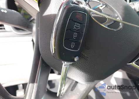 2018 Hyundai Sonata Se z USA, uszkodzony, nr VIN 5NPE24AF8JH655747